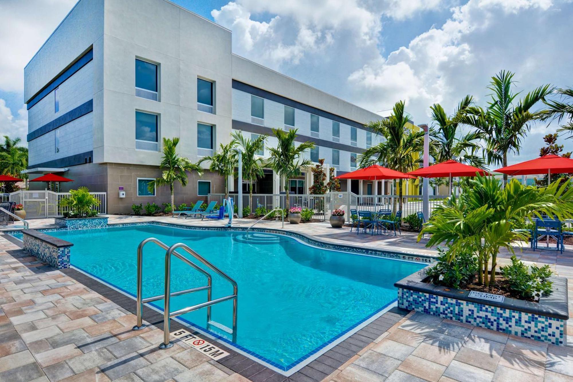 Home2 Suites By Hilton Naples I-75 Pine Ridge Road Zewnętrze zdjęcie